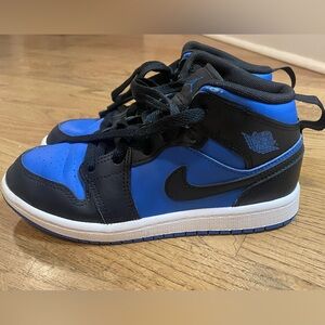 Nike Jordan-  Boys size 2